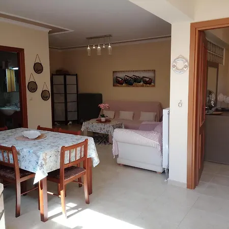 Apartment Fotini's Dikella