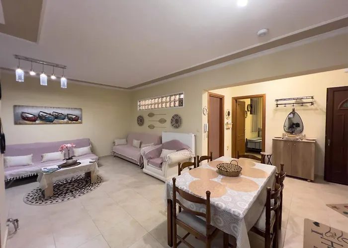 דירה Fotini's Dikella